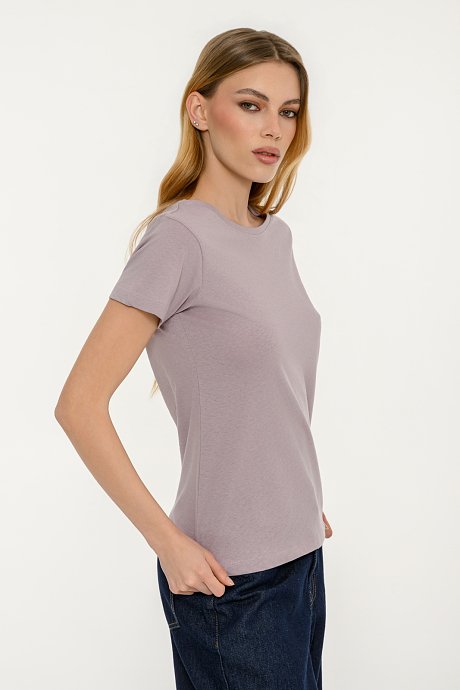 Basic t-shirt με στρογγυλή λαιμόκοψη
