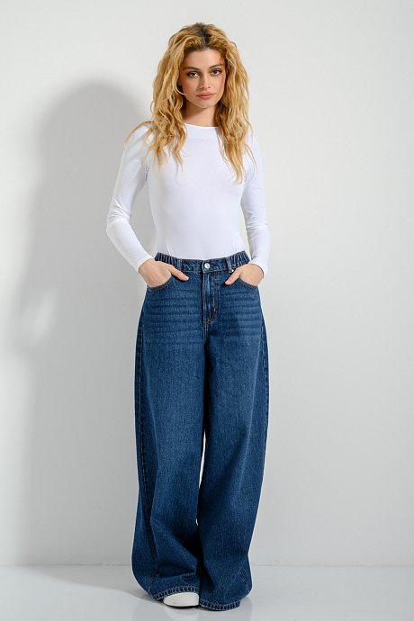 Lycra bodysuit with long sleeves