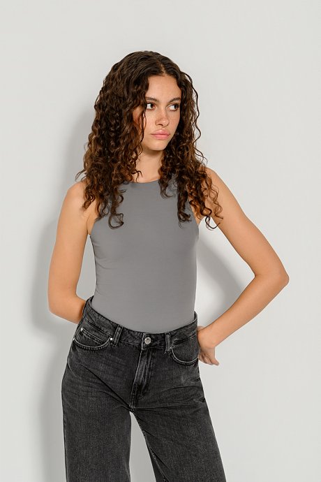 Λύκρα κορμάκι με halter λαιμόκοψη