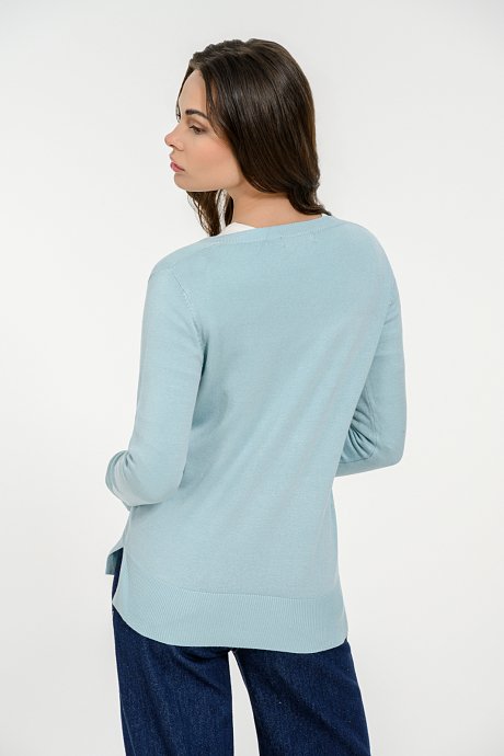 Basic knitted top with V neckline