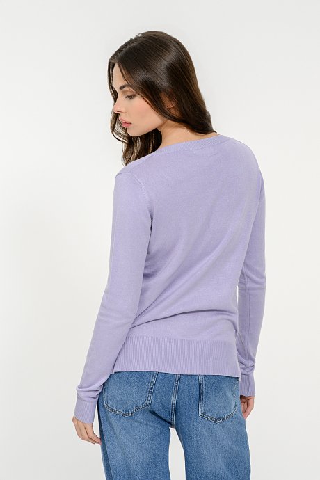 Basic knitted top with V neckline