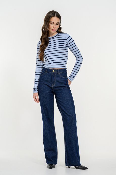 Knitted basic crop top with stripes