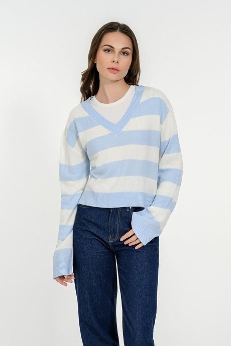 Knit sweater with stripes and V neckline