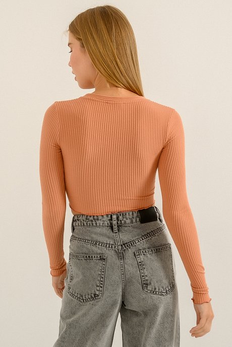 Ribbed cropped top with buttons