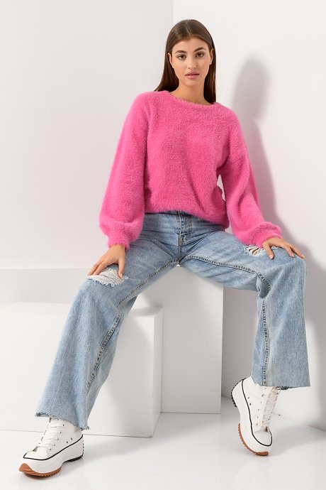 Mohair knitted top with puffy sleeves