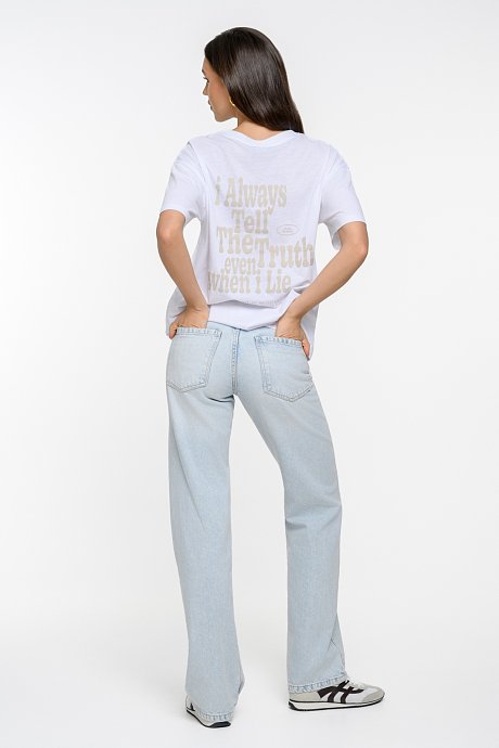 T-shirt με τύπωμα στην πλάτη