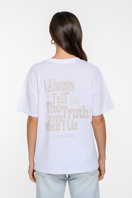T-shirt με τύπωμα στην πλάτη