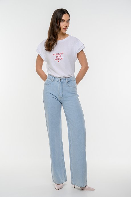 T-shirt με τύπωμα και μανίκι με λεπτομέρεια