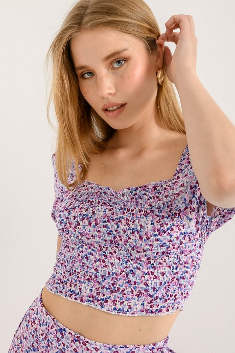 Floral cropped top with shirring details