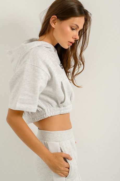 Active cropped hoodie with print