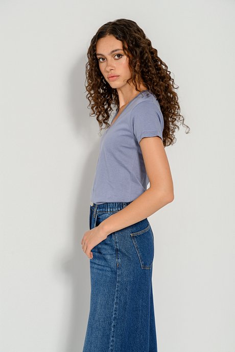 Basic t-shirt με V ντεκολτέ