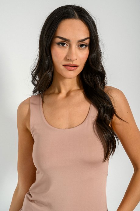 Lycra top with wide straps