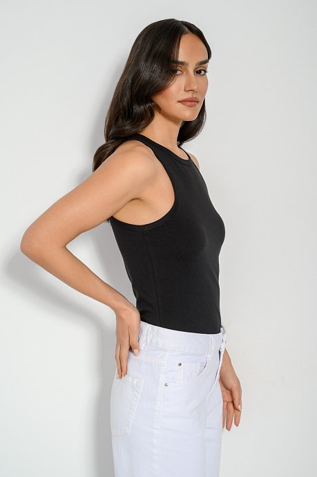 Halter top