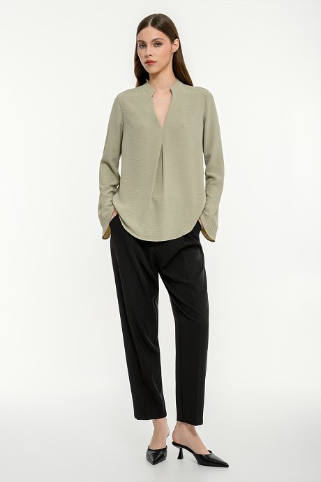 Blouse with wide sleeves
