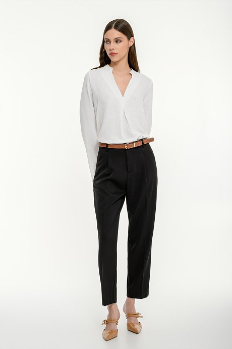 Blouse with wide sleeves