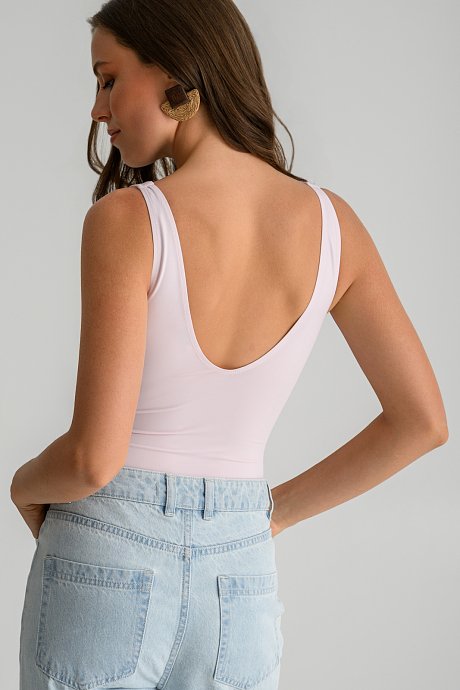 Lycra sleeveless bodysuit with V neckline