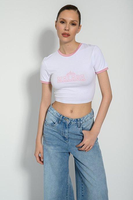 Κροπ t-shirt με τύπωμα