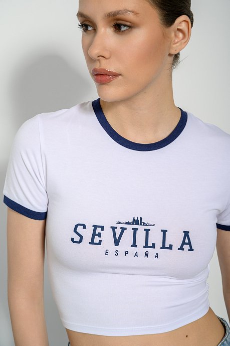 Κροπ t-shirt με τύπωμα