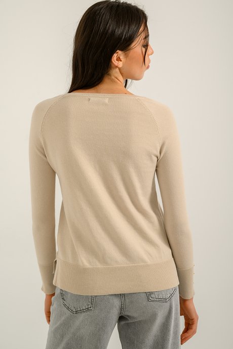 Knitted top with sleeve detail