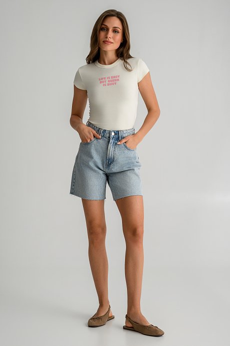 Εφαρμοστό t-shirt με τύπωμα