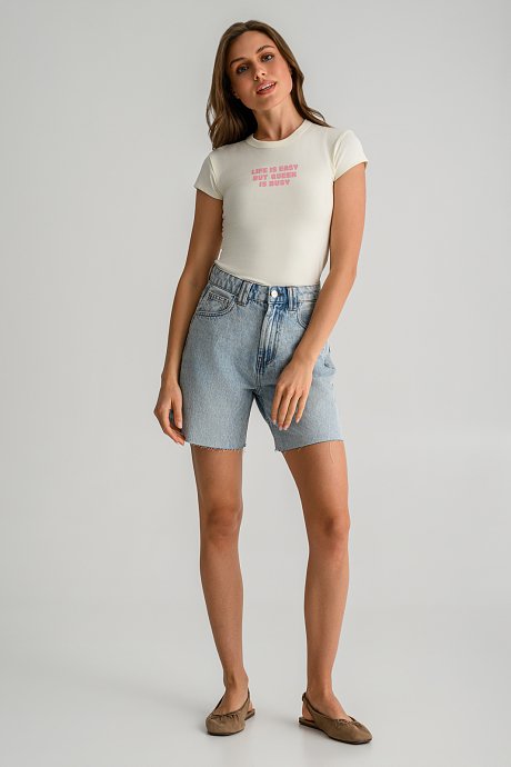 Εφαρμοστό t-shirt με τύπωμα