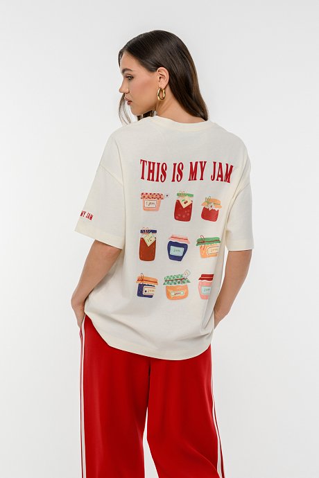 Oversized t-shirt με τύπωμα στην πλάτη