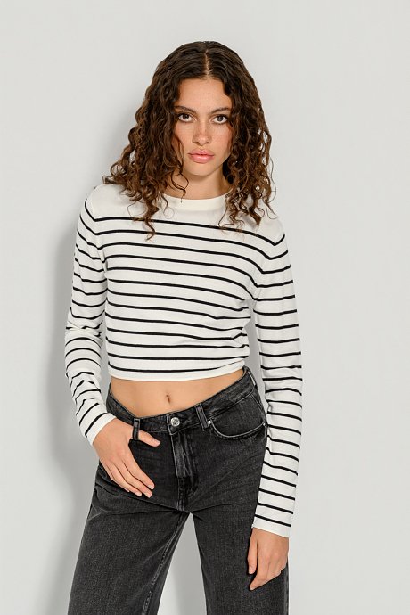 Knitted basic crop top with stripes