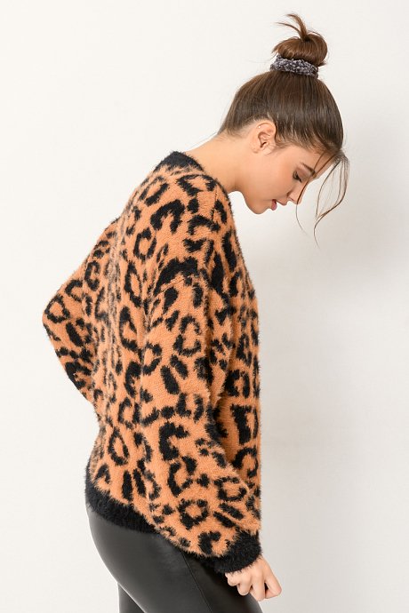 Πλεκτό τύπου μοχέρ με leopard print