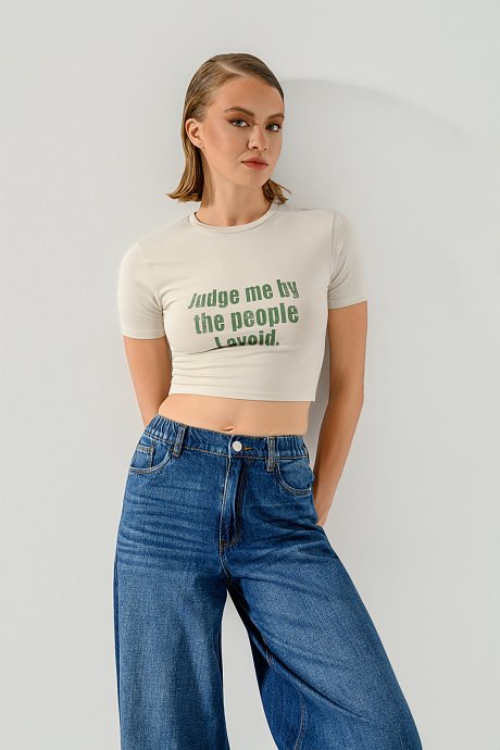 Κροπ t-shirt με τύπωμα