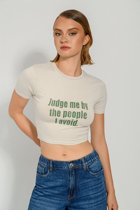 Κροπ t-shirt με τύπωμα
