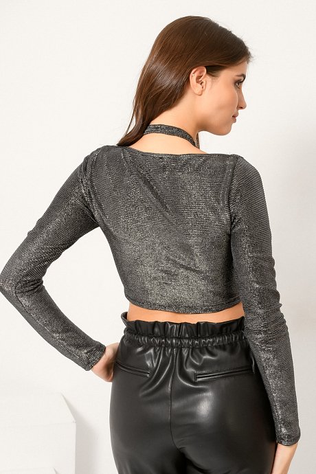 Cropped top with cross detail