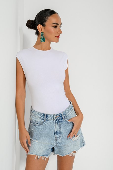 Sleeveless bodysuit