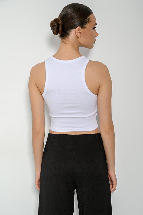 Rib sleeveless top with halter neckline