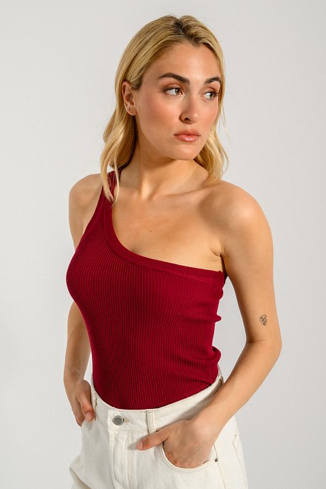 Ribbed knit top with one shoulder