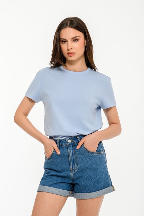 Basic t-shirt με στρογγυλή λαιμόκοψη