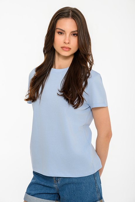 Basic t-shirt με στρογγυλή λαιμόκοψη