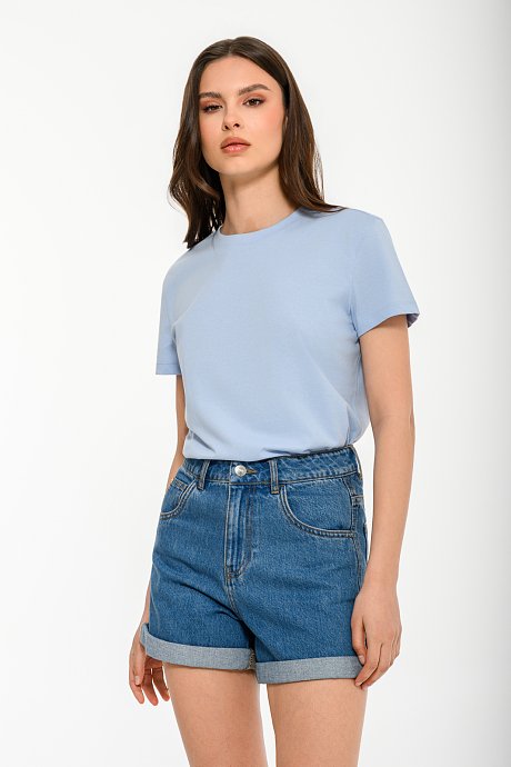 Basic t-shirt με στρογγυλή λαιμόκοψη