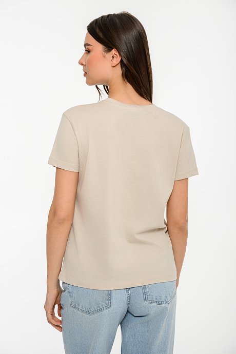 Basic t-shirt με στρογγυλή λαιμόκοψη