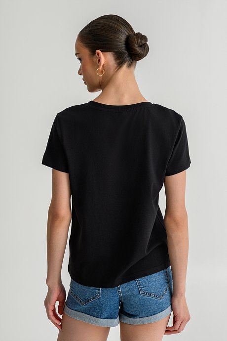 Basic t-shirt με V λαιμόκοψη