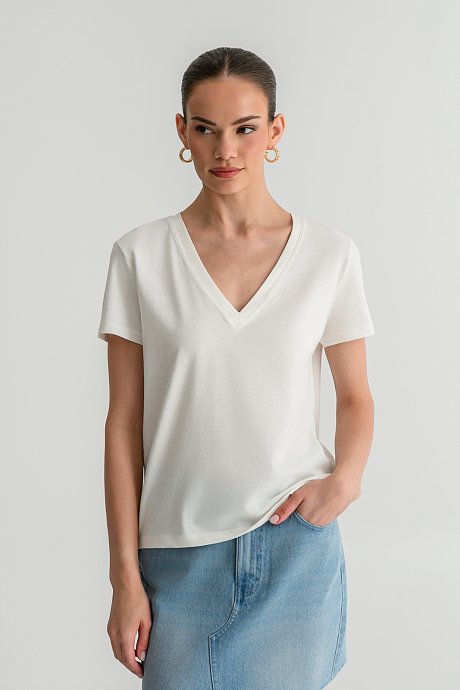 Basic t-shirt με V λαιμόκοψη