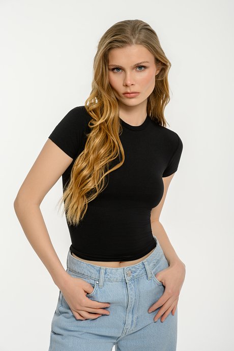 Basic top with short sleeves