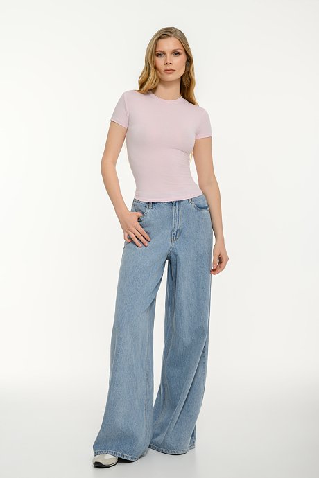 Basic top with short sleeves