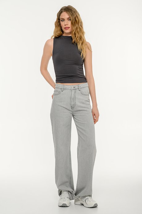 Sleeveless top with shirring side details