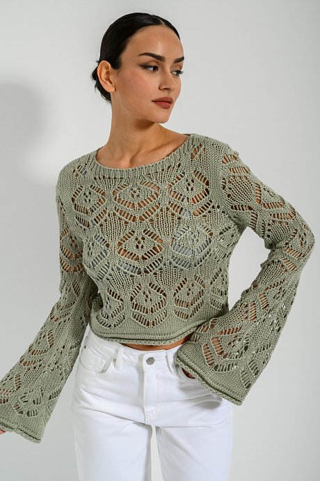 Crochet cropped knit