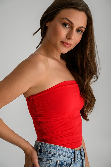 Strapless λύκρα κροπ τοπ με σούρες