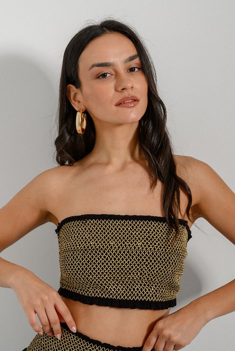 Strapless crop top with embroidered details