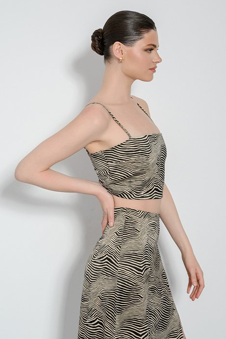 Κροπ τοπ με zebra print και σατινέ υφή