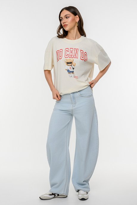 Oversized t-shirt με τύπωμα