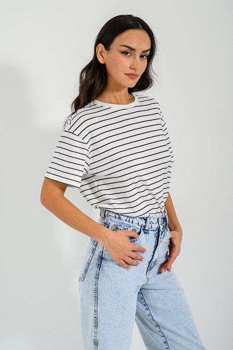Blouse with stripes