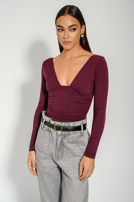 Top with V neckline and open back